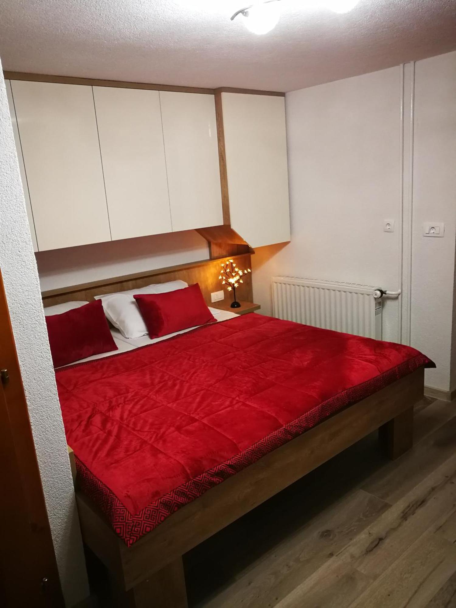 Ekoturizem Vizencar Hotell Cerklje na Gorenjskem Exteriör bild