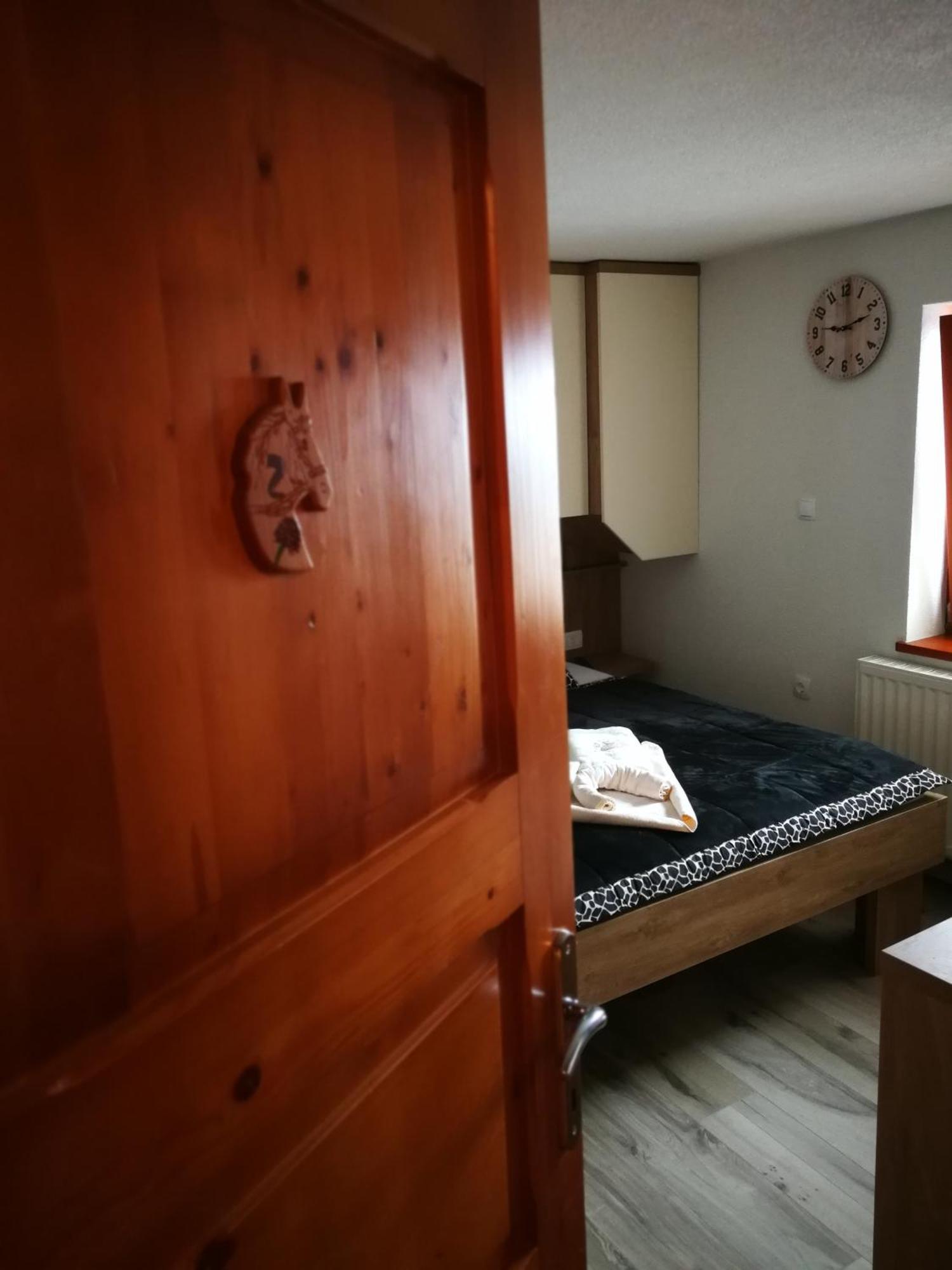 Ekoturizem Vizencar Hotell Cerklje na Gorenjskem Exteriör bild
