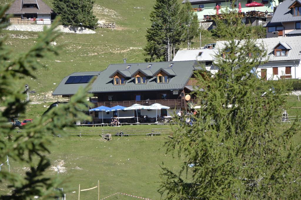 Ekoturizem Vizencar Hotell Cerklje na Gorenjskem Exteriör bild